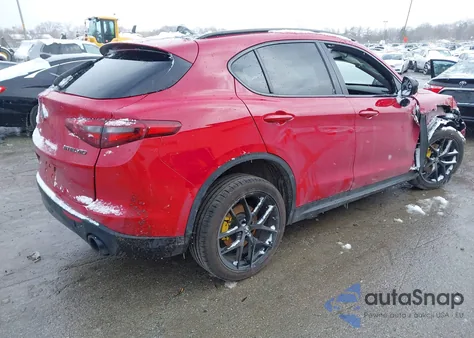 2019 Alfa Romeo Stelvio Awd z USA, uszkodzony, nr VIN ZASPAKAN5K7C59344